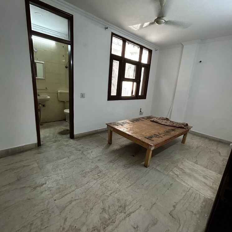 Room, kotla mubarakpur 2 Bedroom 900 Sq.Ft. Builder Floor In Kotla Mubarakpur Delhi 8714620