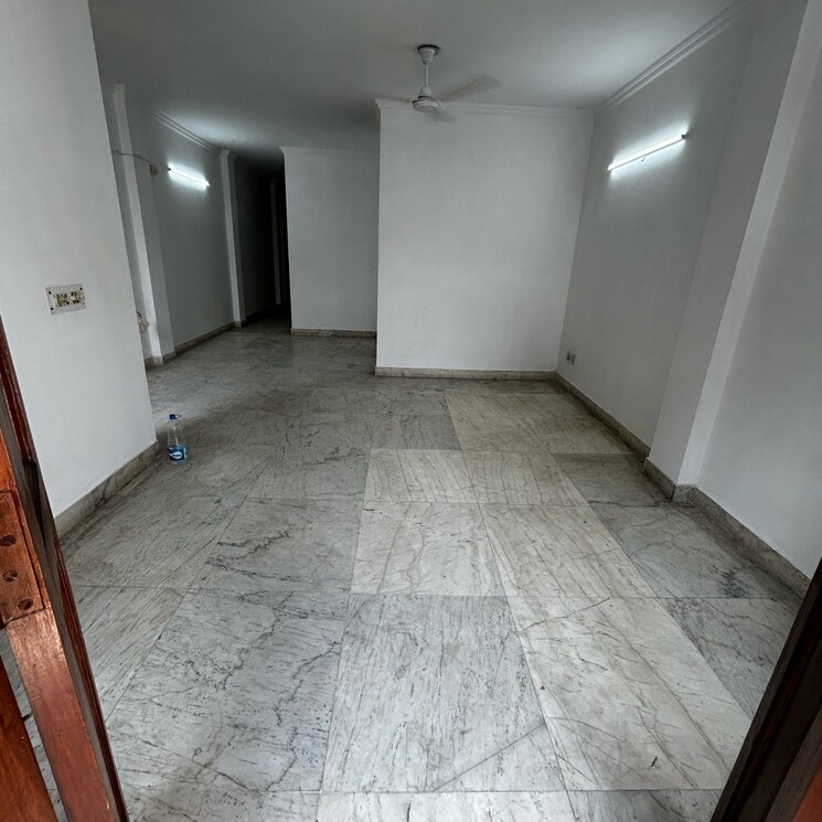 Room, kotla mubarakpur 2 Bedroom 900 Sq.Ft. Builder Floor In Kotla Mubarakpur Delhi 8714620