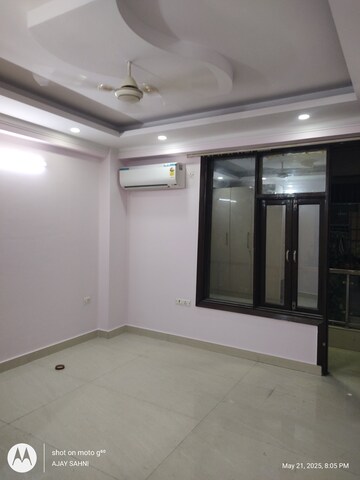 Furnished Amenities in 2 BHK Builder Floor at Mehrauli – for Rent