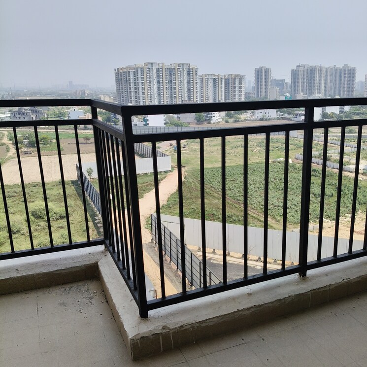 Balcony, rof-aalayas-phase-2 3 Bedroom 645 Sq.Ft. Apartment In Sector 102 Gurgaon 8714637