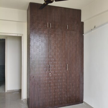 Room in 3 BHK Apartment at ROF Aalayas Phase 2, Sector 102 – for Rent