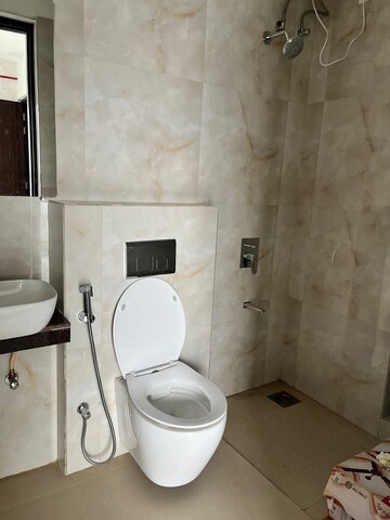 Master Bedroom in 2 BHK Apartment at Raymond Premium I, Pokhran Road No One – for Rent