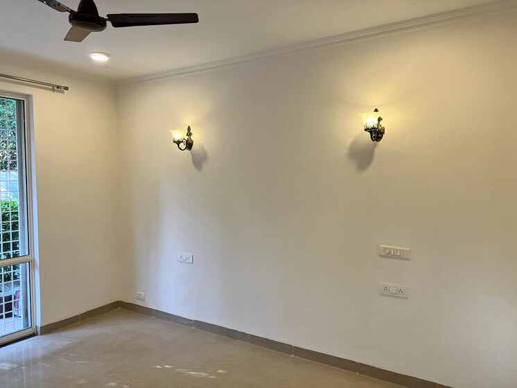 Room, unitech-south-city-ii 3 Bedroom 1600 Sq.Ft. Builder Floor In Sector 50 Gurgaon 8714646