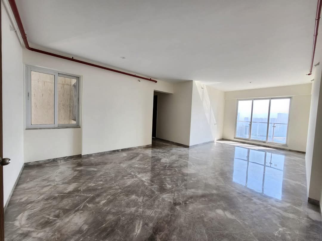 3 BHK + Pooja Room Apartment For Rent in Lodha High End