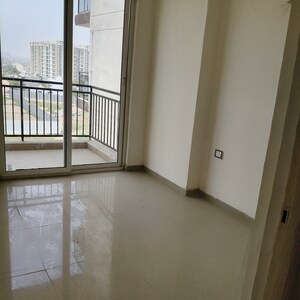 3 BHK Apartment For Sale in ROF Aalayas Phase 2, Sector 102