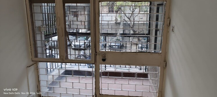 Balcony, jasola 3 Bedroom 1400 Sq.Ft. Apartment In Jasola Delhi 8714668