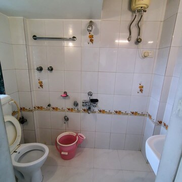 Bathroom in 3 BHK Apartment at Kabra Hyde Park, Manpada – for Rent