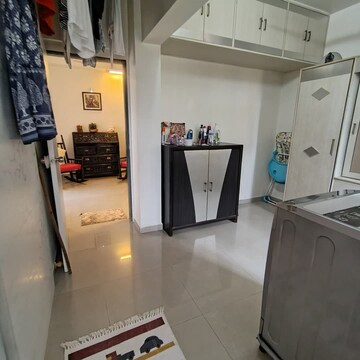 Master Bedroom in 3 BHK Apartment at Kabra Hyde Park, Manpada – for Rent