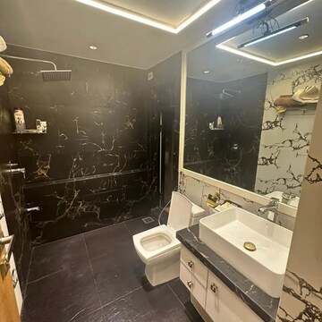 Master Bedroom in 3 BHK Apartment at Hiranandani Meadows, Manpada – for Rent