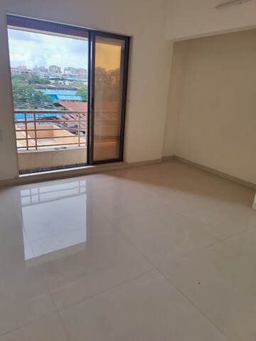 Room in 2.5 BHK Apartment at Amisha Empire, Mira Road – for Sale