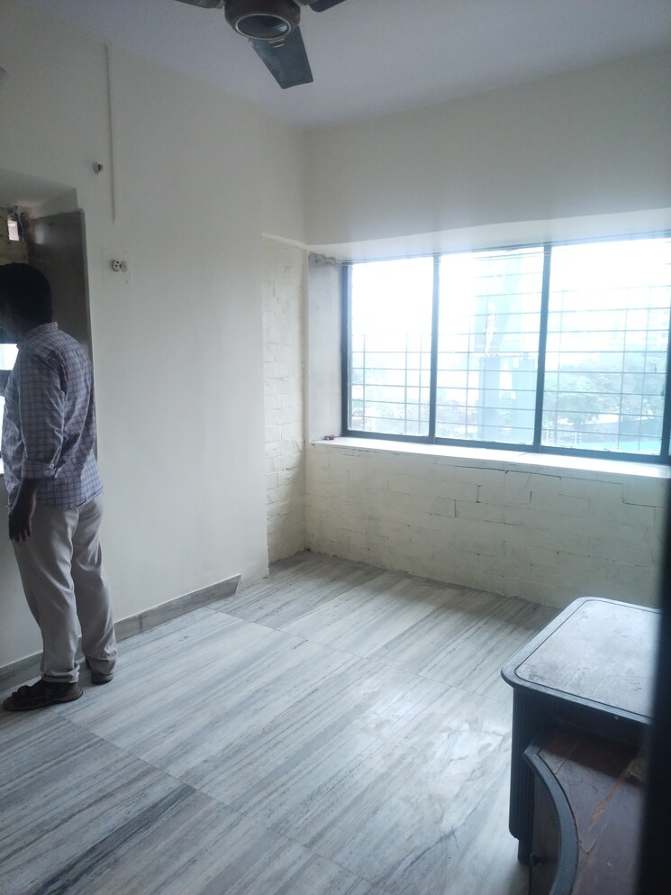 Room, satara-chs 1 Bedroom 500 Sq.Ft. Apartment In Chunabhatti Mumbai 8714749