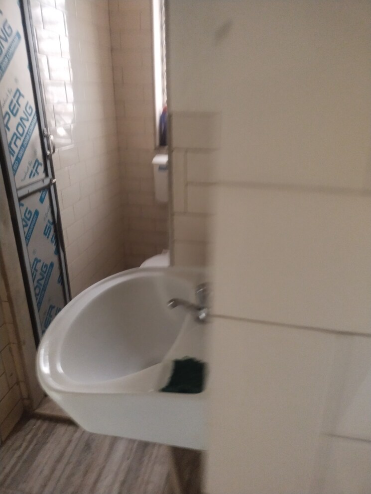 Bathroom, satara-chs 1 Bedroom 500 Sq.Ft. Apartment In Chunabhatti Mumbai 8714749