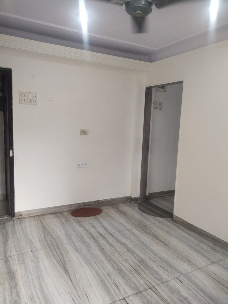 Room, satara-chs 1 Bedroom 500 Sq.Ft. Apartment In Chunabhatti Mumbai 8714749