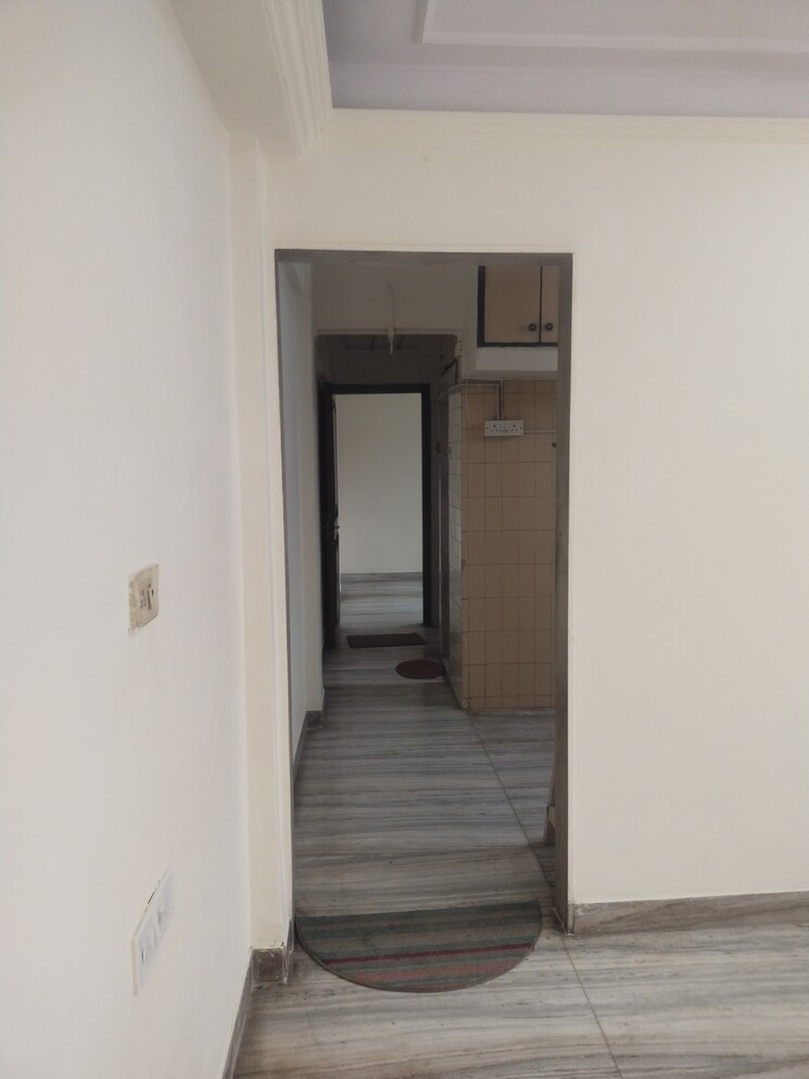 Room, satara-chs 1 Bedroom 500 Sq.Ft. Apartment In Chunabhatti Mumbai 8714749