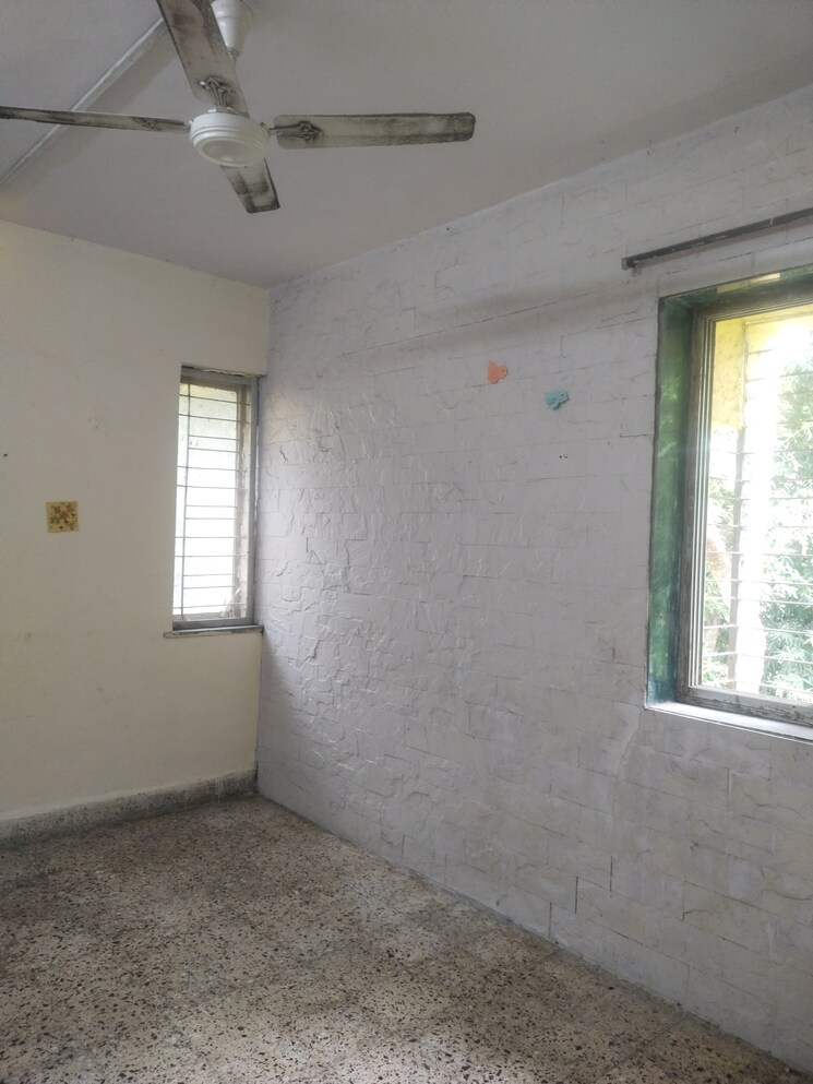 Room, best-chs 1 Bedroom 500 Sq.Ft. Apartment In Kurla Mumbai 8714753