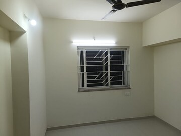 Room in 2 BHK Apartment at Avon Vista, Balewadi – for Rent