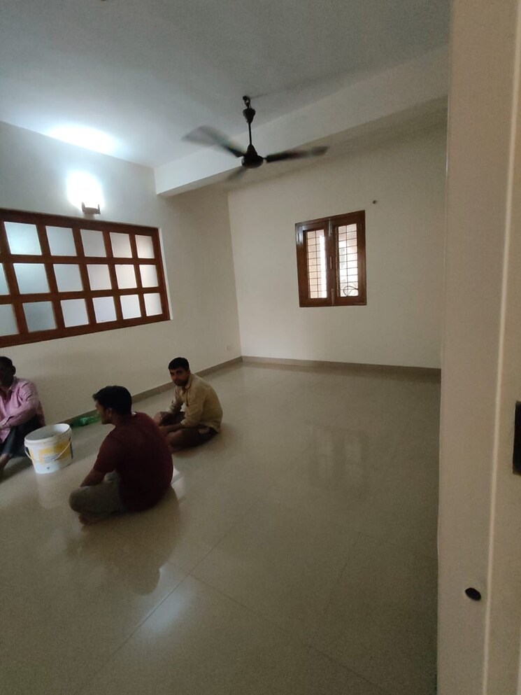 Living Room, saket 3 Bedroom 2200 Sq.Ft. Builder Floor In Saket Delhi 8714776