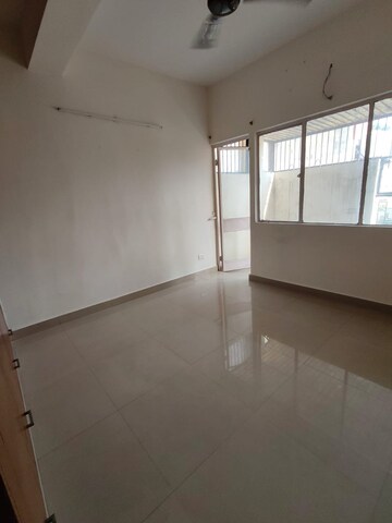 Room in 3 BHK Builder Floor at Saket – for Rent