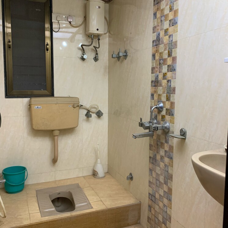 Bathroom, ashok-nagar-chs-borivali 3 Bedroom 1020 Sq.Ft. Apartment In Vazira Mumbai 8714775