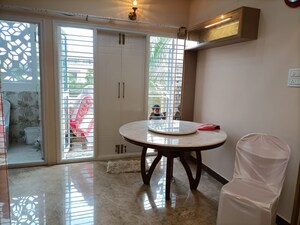 Room in 3 BHK Apartment at Rt Nagar – for Sale