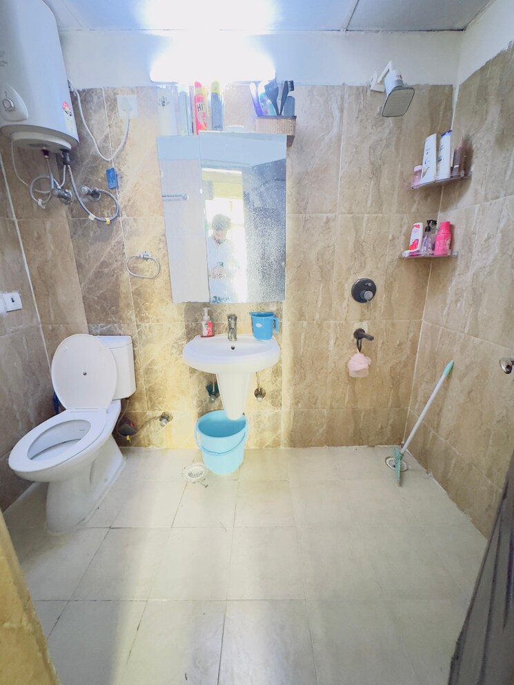 Bathroom, gardenia-gateway 3 Bedroom 1700 Sq.Ft. Apartment In Sector 75 Noida 8714788