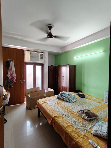 Bedroom in 1 BHK Builder Floor at Saket – for Rent