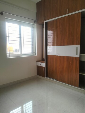 Room in 2 BHK Builder Floor at Hsr Layout – for Rent