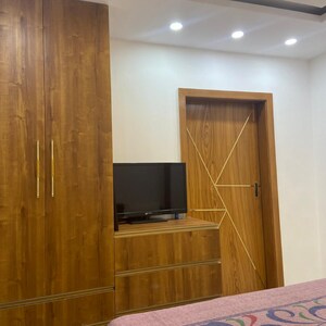 Furnished Amenities in 2 BHK Builder Floor at Malviya Nagar – for Sale