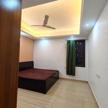 Room in 2 BHK Builder Floor at Saket – for Rent