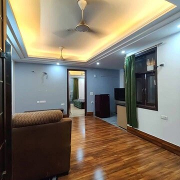 Room in 2 BHK Builder Floor at Saket – for Rent