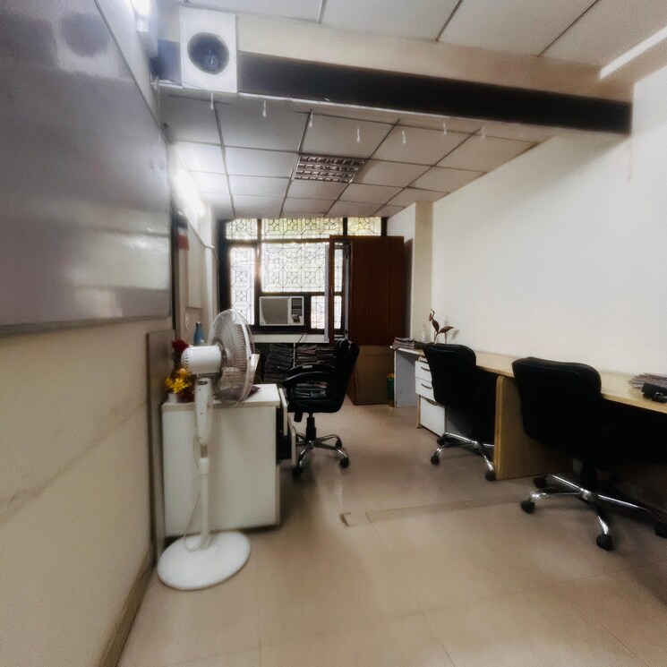 Gym, panchsheel park Commercial Office Space 1300 Sq.Ft. In Panchsheel Park Delhi 8714853