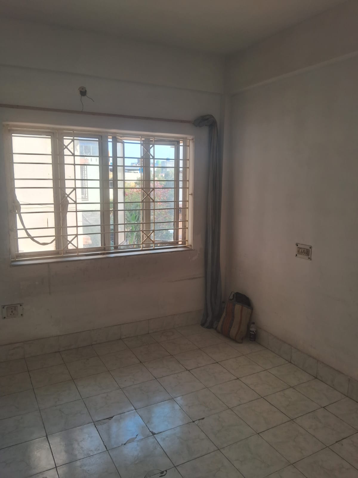 2 BHK Apartment For Rent in Garia