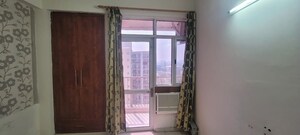 Room in 2 BHK Apartment at Prateek Laurel, Sector 120 – for Sale