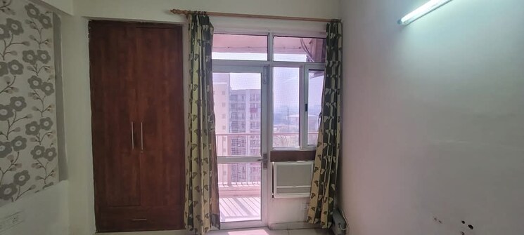 Room, prateek-laurel 2 Bedroom 950 Sq.Ft. Apartment In Sector 120 Noida 8714903