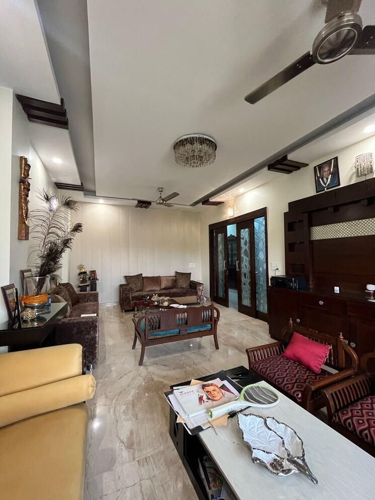 Bedroom, madhur-apartment 2.5 Bedroom 1000 Sq.Ft. Apartment In Paschim Vihar Delhi 8714908