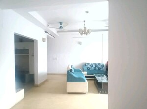 Room in 2 BHK Apartment at Mahagun Moderne, Sector 78 – for Sale