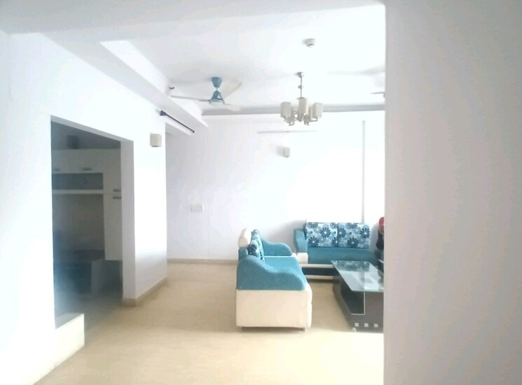 Room, mahagun-moderne 2 Bedroom 1250 Sq.Ft. Apartment In Sector 78 Noida 8714911