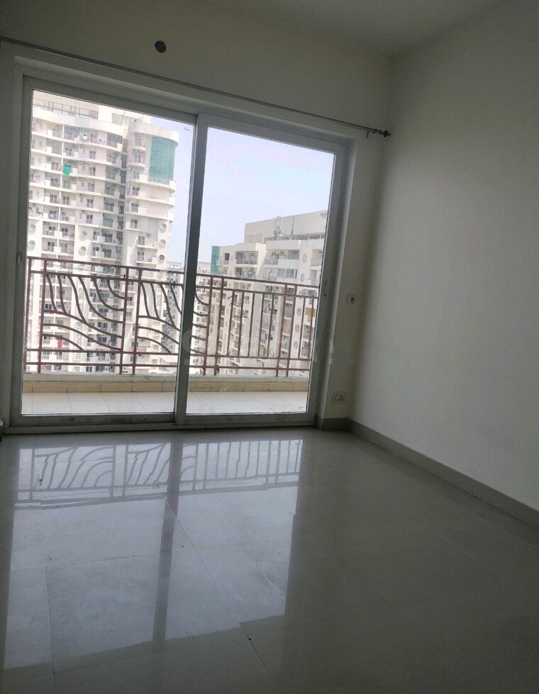 Room, mahagun-moderne 3 Bedroom 1550 Sq.Ft. Apartment In Sector 78 Noida 8714913