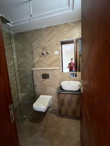 Bathroom in 2.5 BHK Apartment at Navbharat Apartments, Paschim Vihar – for Rent
