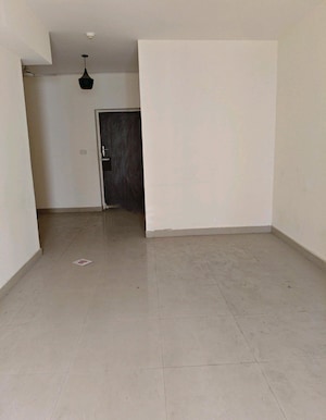 Room in 3 BHK Apartment at Paras Tierea, Sector 137 – for Sale