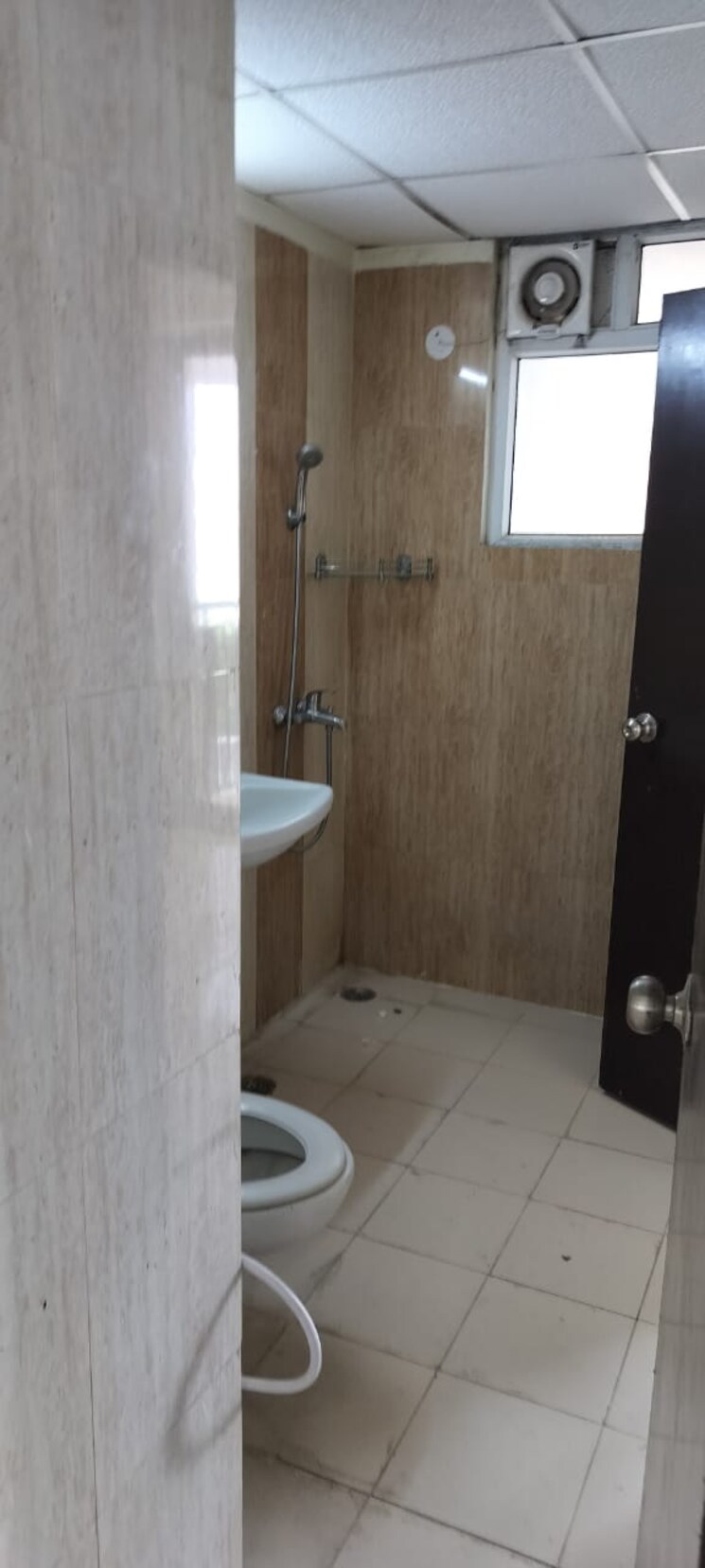 Bathroom, signature-global-proxima 2 Bedroom 674 Sq.Ft. Apartment In Sector 89 Gurgaon 8714946