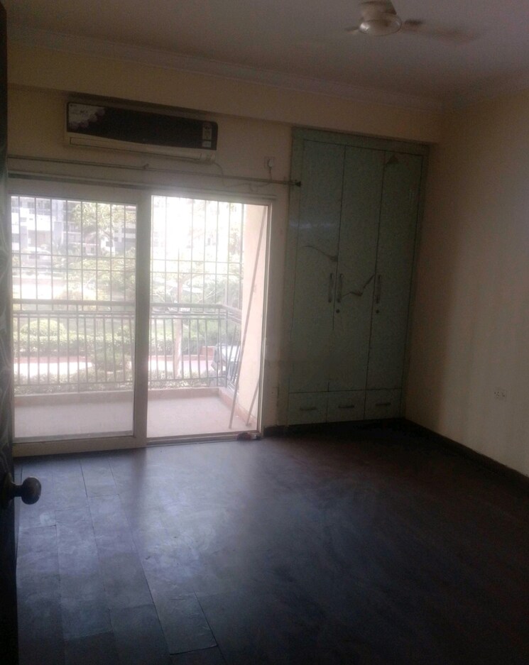 Room, antriksh-golf-view 2 Bedroom 1245 Sq.Ft. Apartment In Sector 78 Noida 8714944