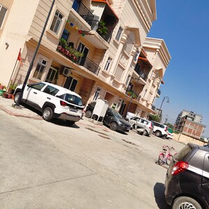 2 BHK Apartment For Sale in Sector 35