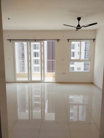 2 BHK Apartment For Sale in Godrej Aqua, International Airport Road
