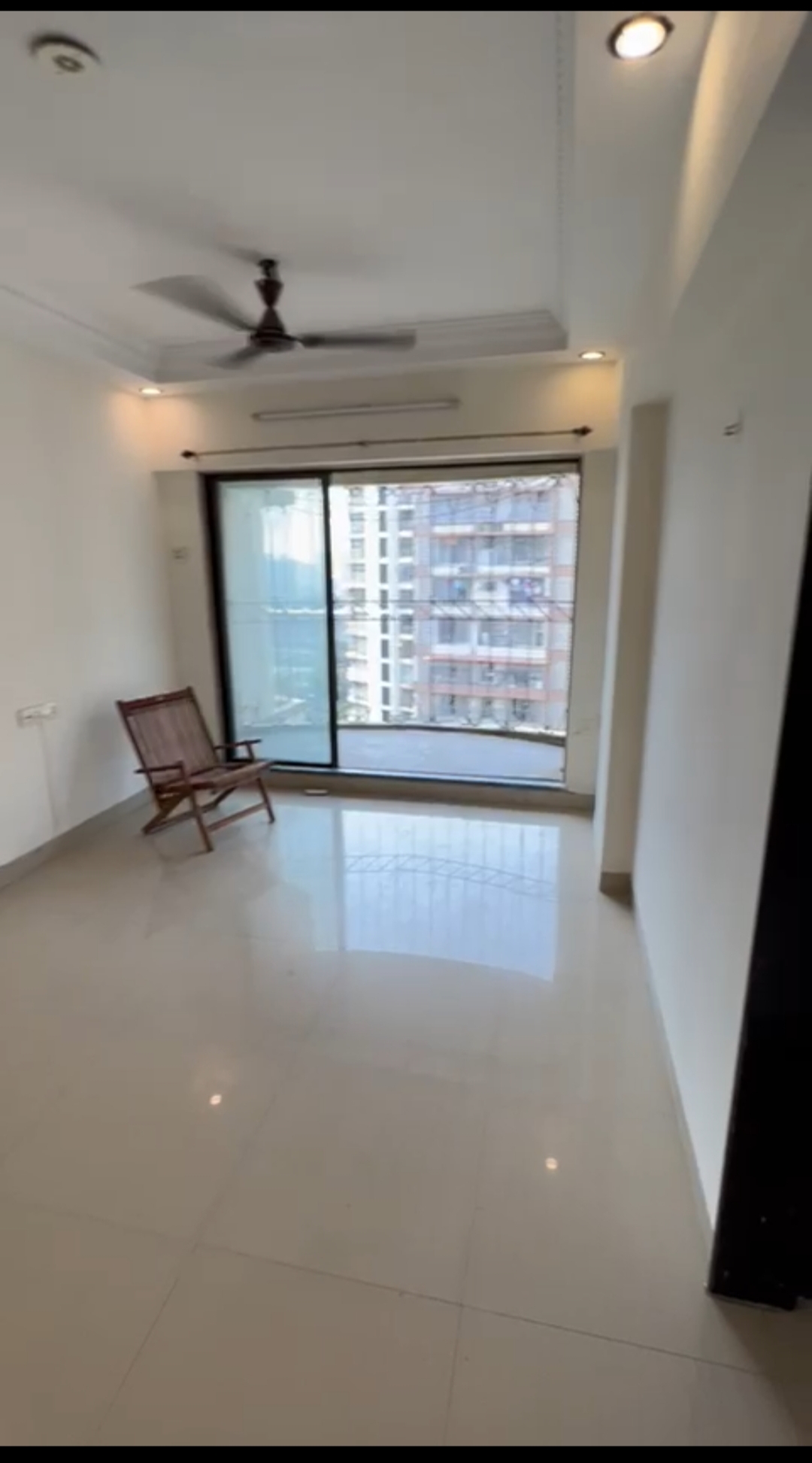 2 BHK Apartment For Rent in Milan Alpine