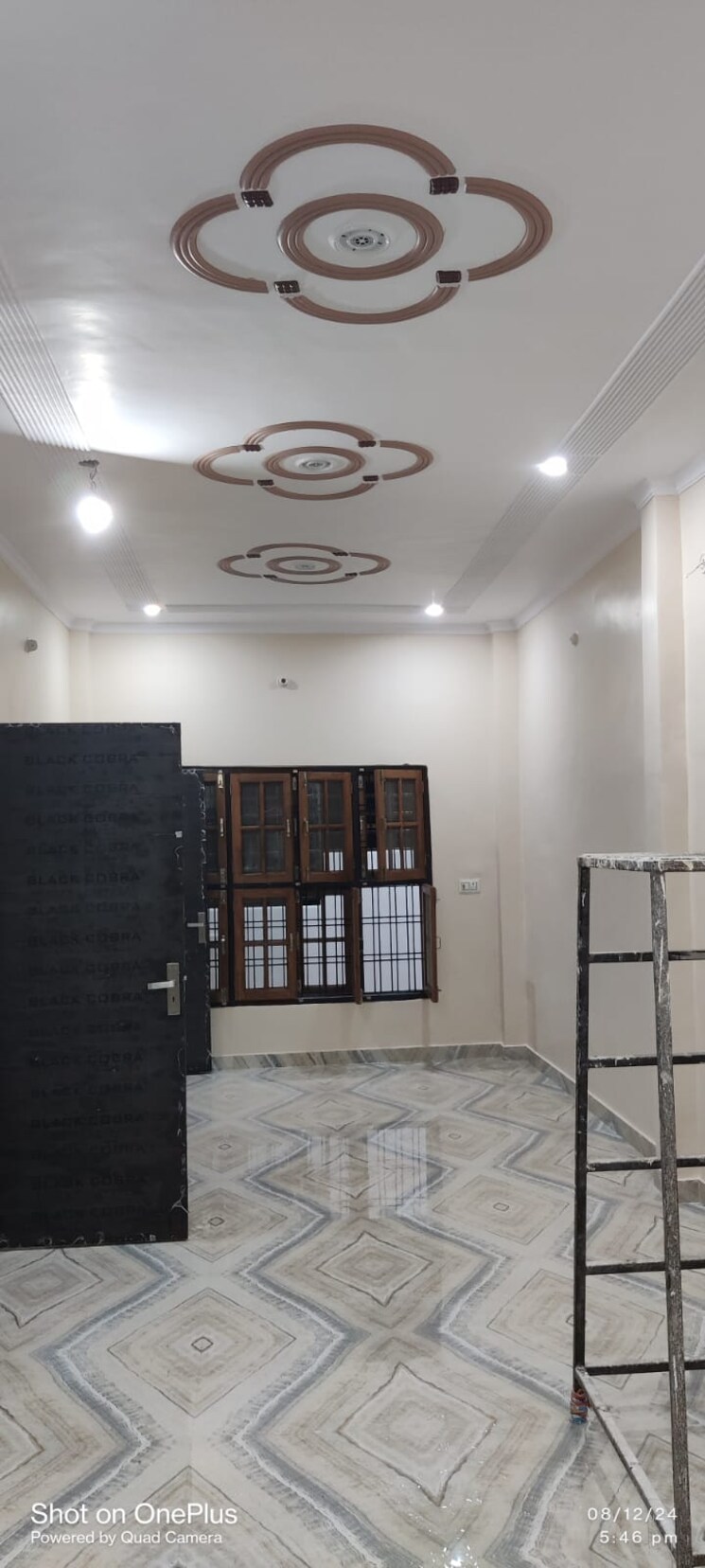 Room, indira nagar 3 Bedroom 1250 Sq.Ft. Villa In Indira Nagar Lucknow 8715004