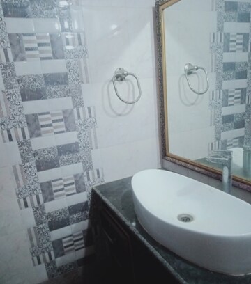 Bathroom in 2 BHK Independent House at Vikas Nagar – for Rent