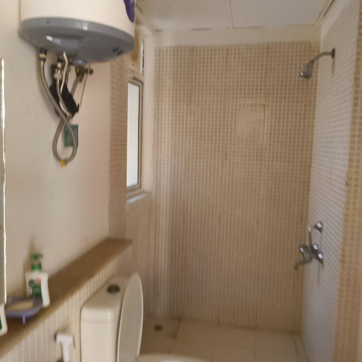 Bathroom, jaypee-green-kosmos-phase-ii 2 Bedroom 950 Sq.Ft. Apartment In Sector 134 Noida 8715078