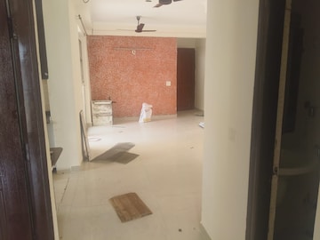 Bathroom in 2 BHK Apartment at RWA Apartments Sector 41, Sector 41 – for Rent