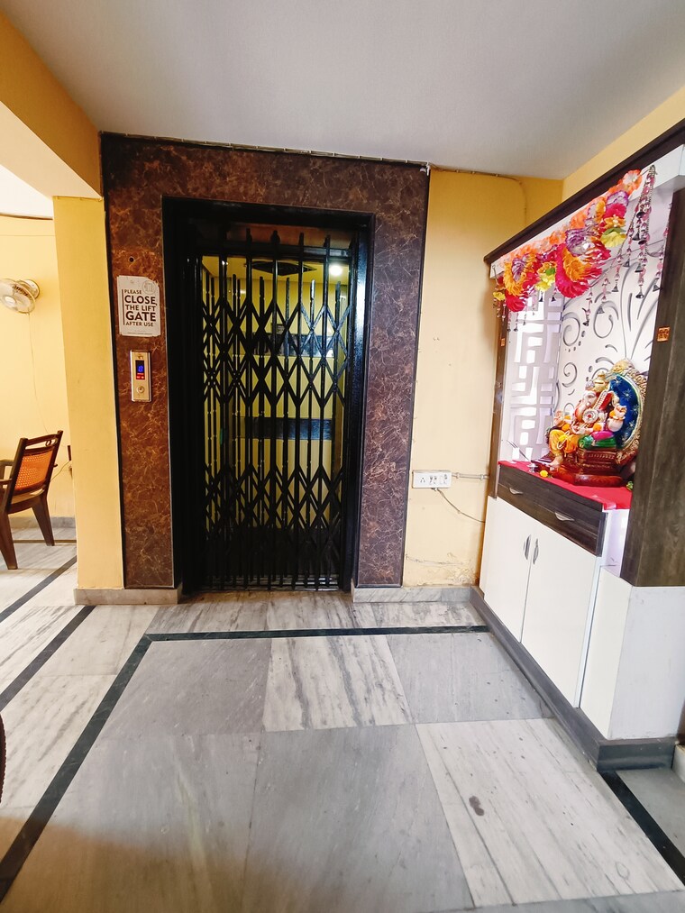 undefined, baguiati 2 Bedroom 830 Sq.Ft. Apartment In Baguiati Kolkata 8715062